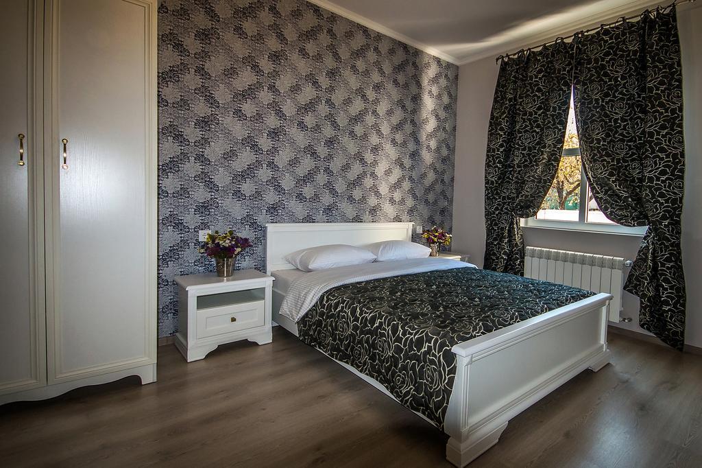 Mini Hotel Ryleev Carcóvia Quarto foto